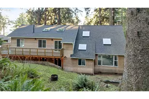 131 Arbor Ln, Cannon Beach, OR 97110 - Photo 4