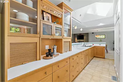 361 Berwick Rd, Lake Oswego, OR 97034 - Photo 16