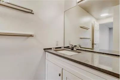 17337 SW Pacifica Ct, Beaverton, OR 97006 - Photo 18