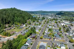 2111 Greenwood Ave, Reedsport, OR 97467 - Photo 46