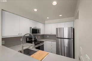 1718 NE 11th Ave, Portland, OR 97212 - Photo 10