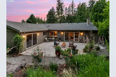 15 Churchill Downs, Lake Oswego, OR 97035 - Photo 2
