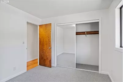 67552 E Bay Rd, North Bend, OR 97459 - Photo 22
