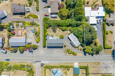 67552 E Bay Rd, North Bend, OR 97459 - Photo 36