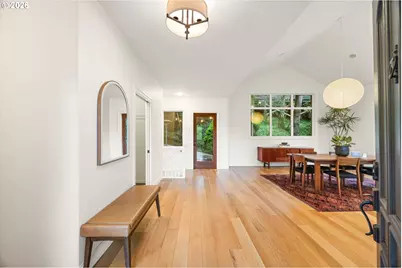 1430 SW Highland Rd, Portland, OR 97221 - Photo 10
