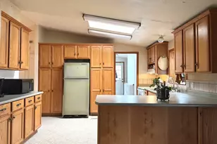 2693 Arnold Ave, Eugene, OR 97402 - Photo 4