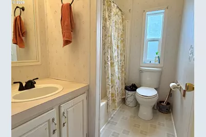 2693 Arnold Ave, Eugene, OR 97402 - Photo 8