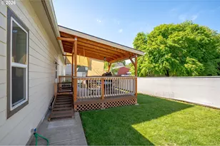 532 E Water St, Lafayette, OR 97127 - Photo 34