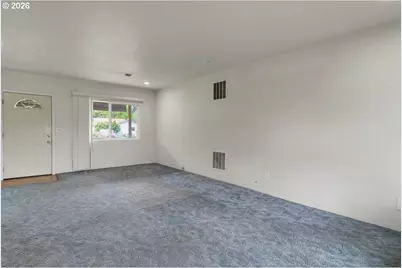 2733 Birch St, Lebanon, OR 97355 - Photo 10