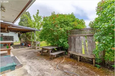 2733 Birch St, Lebanon, OR 97355 - Photo 34