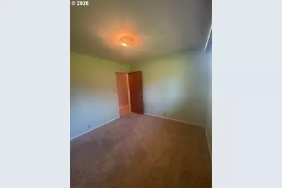 18205 NW Reeder Rd, Portland, OR 97231 - Photo 18