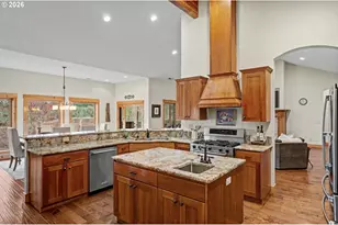 1970 Landaggard Dr, Salem, OR 97304 - Photo 14