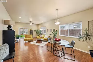 1065 Crocker St, Coos Bay, OR 97420 - Photo 6