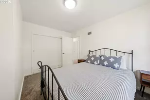 1166 NE Klamath Ave, Roseburg, OR 97470 - Photo 18