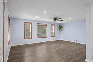 2030 Woodhaven Ct NW, Salem, OR 97304 - Photo 16