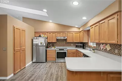 2030 Woodhaven Ct NW, Salem, OR 97304 - Photo 12