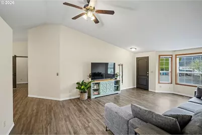 2030 Woodhaven Ct NW, Salem, OR 97304 - Photo 8