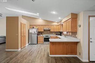 2030 Woodhaven Ct NW, Salem, OR 97304 - Photo 10