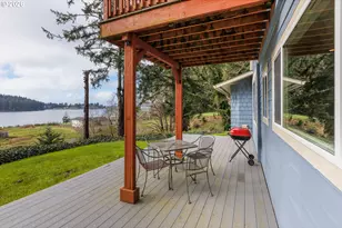 3823 Yaquina Bay Rd, Newport, OR 97365 - Photo 42