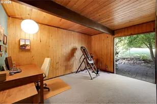 34795 Row River Rd, Cottage Grove, OR 97424 - Photo 14