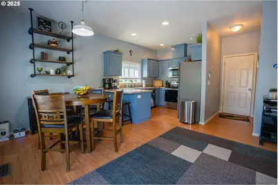 2872 Bluff Ave, Salem, OR 97302 - Photo 18