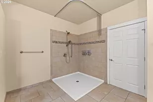 2195 Garfield St, North Bend, OR 97459 - Photo 24