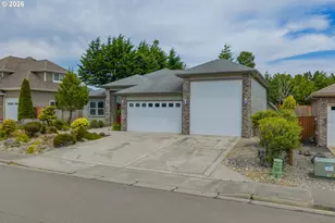 2195 Garfield St, North Bend, OR 97459 - Photo 44