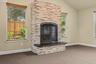 2195 Garfield St, North Bend, OR 97459 - Photo 18