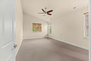 2195 Garfield St, North Bend, OR 97459 - Photo 20