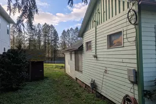 617 N Grant St, Newberg, OR 97132 - Photo 18