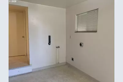 617 N Grant St, Newberg, OR 97132 - Photo 14