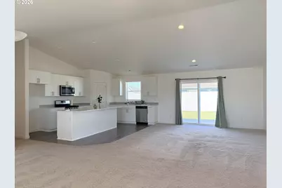 213 River Ridge Dr, Boardman, OR 97818 - Photo 2