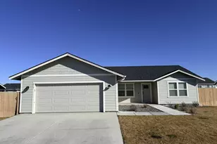 213 River Ridge Dr, Boardman, OR 97818 - Photo 1