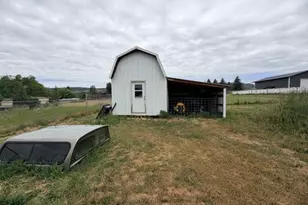 880 N 11th Ave, Elgin, OR 97827 - Photo 24