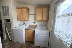 880 N 11th Ave, Elgin, OR 97827 - Photo 18