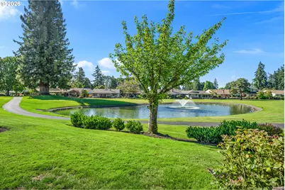 9520 SW Lakeside Dr, Tigard, OR 97224 - Photo 16