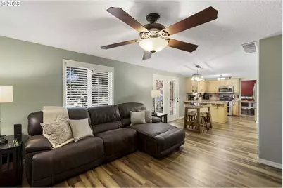 11121 NW 22nd Ct, Vancouver, WA 98685 - Photo 14
