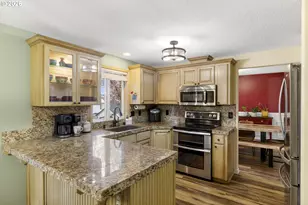 11121 NW 22nd Ct, Vancouver, WA 98685 - Photo 10