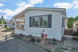 570 N 10th Ave, Cornelius, OR 97113 - Photo 2