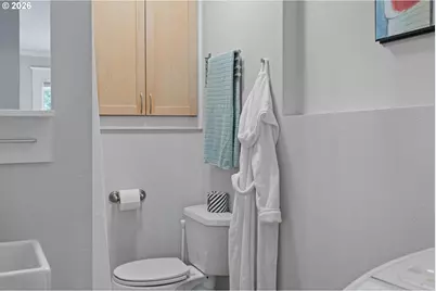 1104 SW Columbia St #304, Portland, OR 97201 - Photo 16