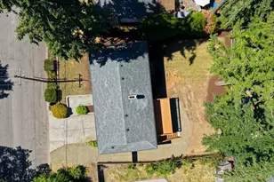 16720 SE Valley View Rd, Milwaukie, OR 97267 - Photo 36