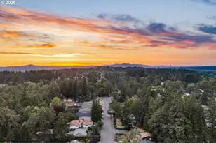 16720 SE Valley View Rd, Milwaukie, OR 97267 - Photo 40