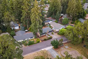 16720 SE Valley View Rd, Milwaukie, OR 97267 - Photo 38