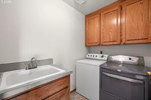 11734 SE Banbury Cir, Happy Valley, OR 97086 - Photo 24