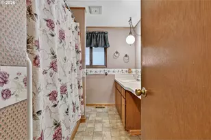 41971 SE Dover Ct, Sandy, OR 97055 - Photo 26