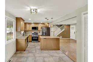 4508 NE 41st St, Vancouver, WA 98661 - Photo 2