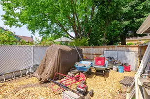 671 NW Allen Ct, McMinnville, OR 97128 - Photo 46