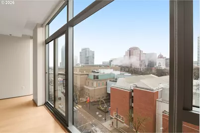 1221 SW 10th Ave #702, Portland, OR 97205 - Photo 4