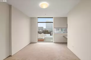 1221 SW 10th Ave, Portland, OR 97205 - Photo 14