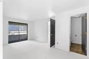 3676 Spring Ln, Lake Oswego, OR 97035 - Photo 20